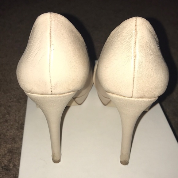 Aldo Off White Peep-Toe Pumps - Picture 5 of 7